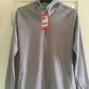 The North Face Women’s zip up jacket